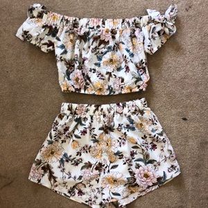 ILLA ILLA Other - Two Piece Floral Set ILLA ILLA Other - Two Piece Floral Set